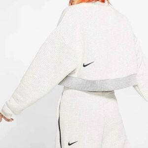 Nike City Ready Cropped Crewneck Sweatshirt Large